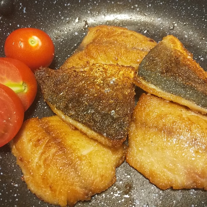 唐揚げ粉で簡単 味が良いアジのムニエル レシピ 作り方 By れあmix 楽天レシピ 唐揚げ粉で簡単 味が良いアジのムニエル レシピ 作り方 By れあmix 楽天レシピ